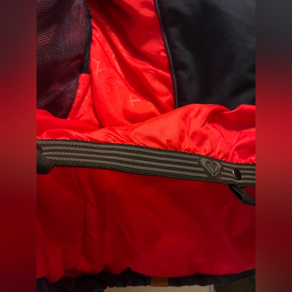 ROXY slim fit insulating and waterproofing snowboarding jacket in Women’s XS - Picture 6 of 6